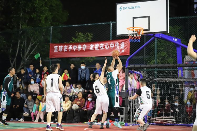 子型池